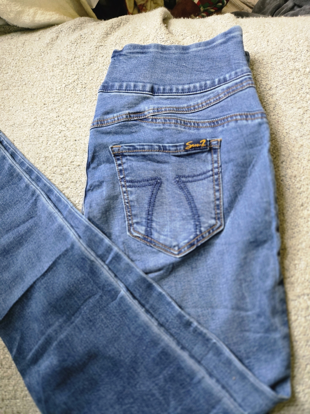 NEW Seven7 Women's Dark Blue Stretch Denim Jeggings